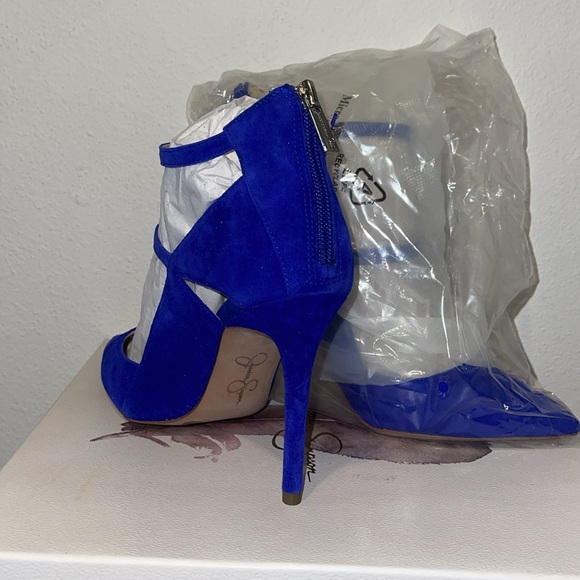 Jessica Simpson - Picture 2 of 2